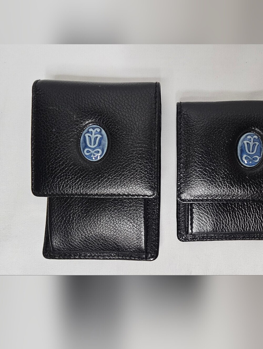 Lladro Society Black Pebbled Leather Coin Purse & Keychain Wallet Set Blue Cameo - Picture 2 of 10